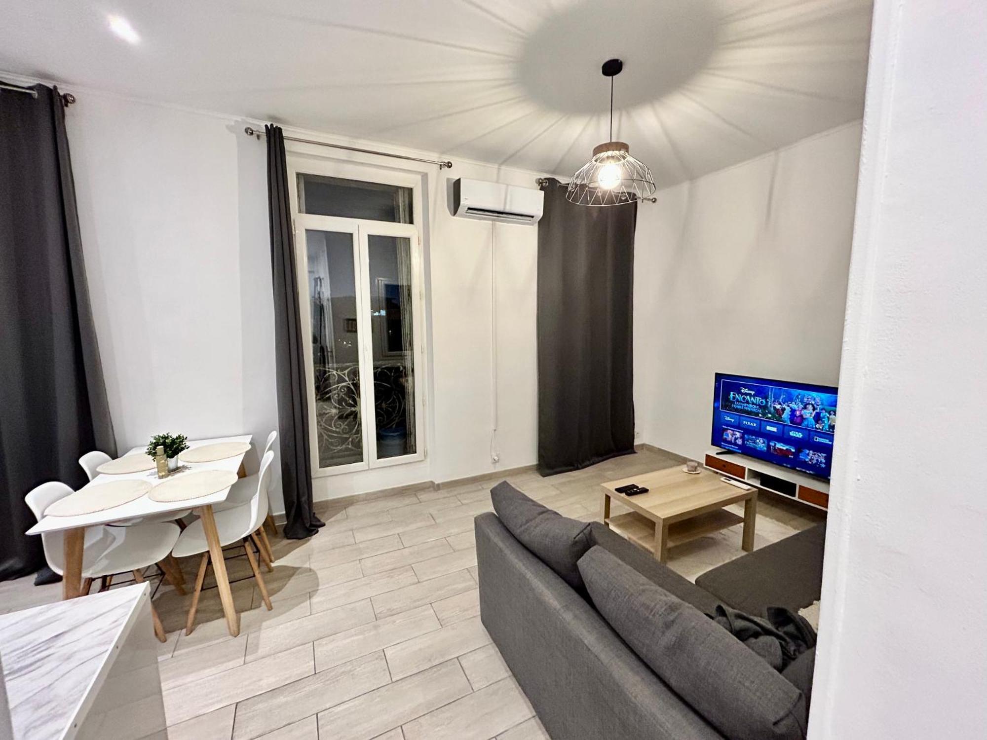 Lumineux 2 Pieces - Centre-Ville Climatise - Netflix Prime Canal - Bien Place Marsella Exterior foto