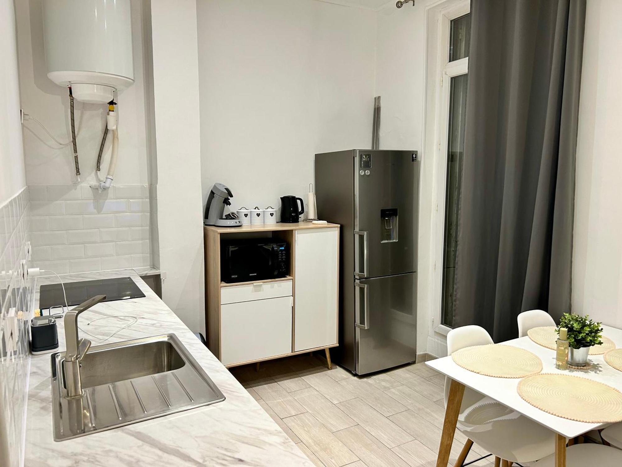 Lumineux 2 Pieces - Centre-Ville Climatise - Netflix Prime Canal - Bien Place Marsella Exterior foto
