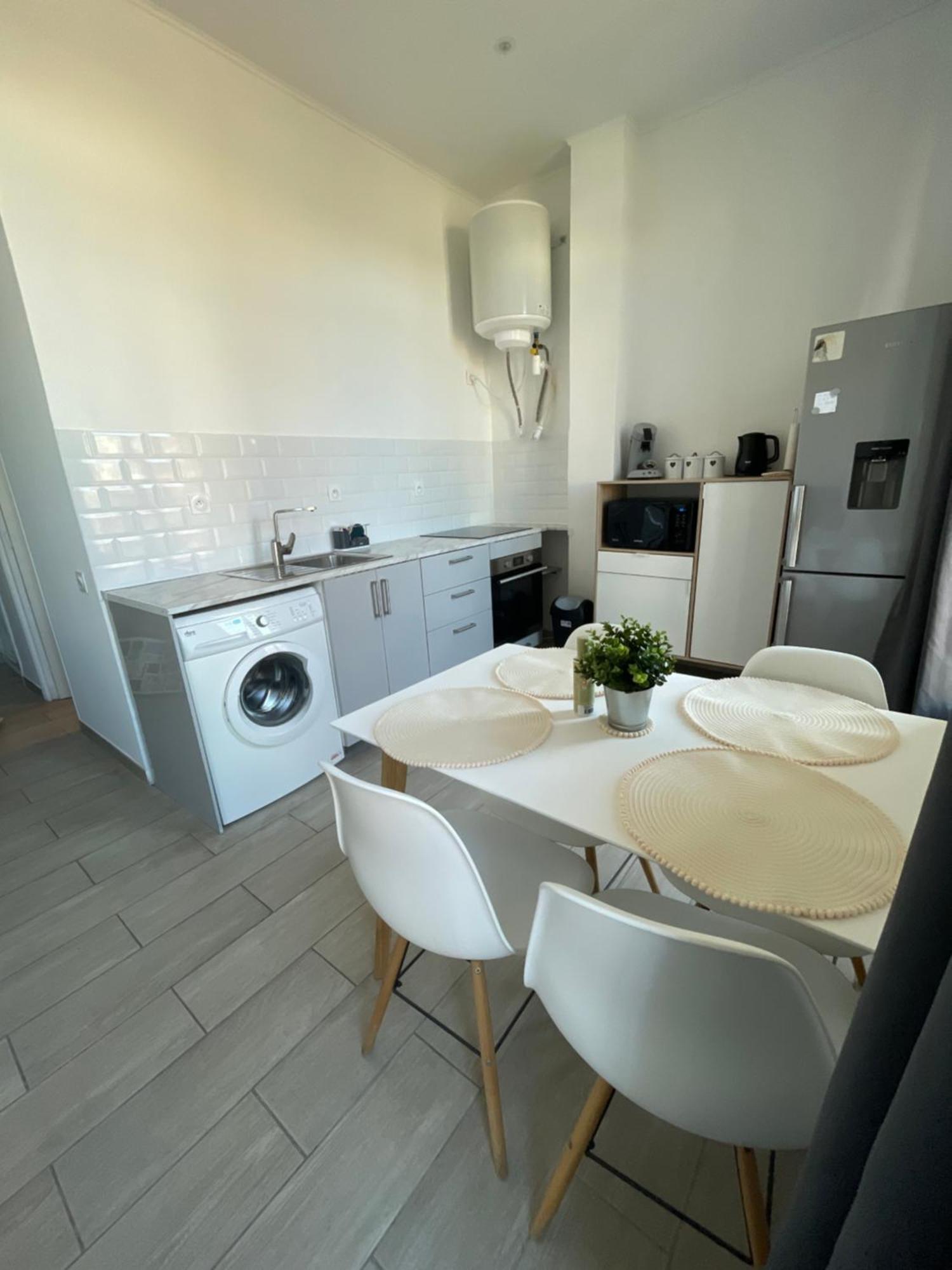 Lumineux 2 Pieces - Centre-Ville Climatise - Netflix Prime Canal - Bien Place Marsella Exterior foto